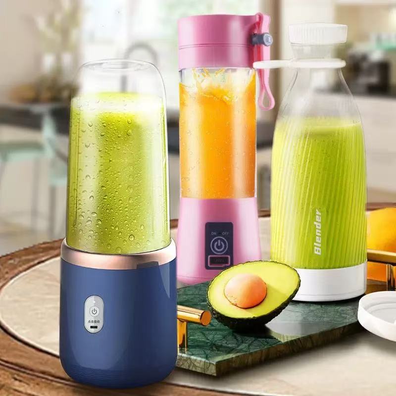Double-bottle fruit juicer